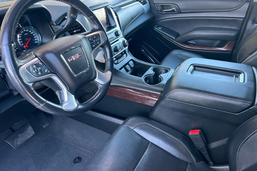 Used 2019 Black GMC SLT image 13