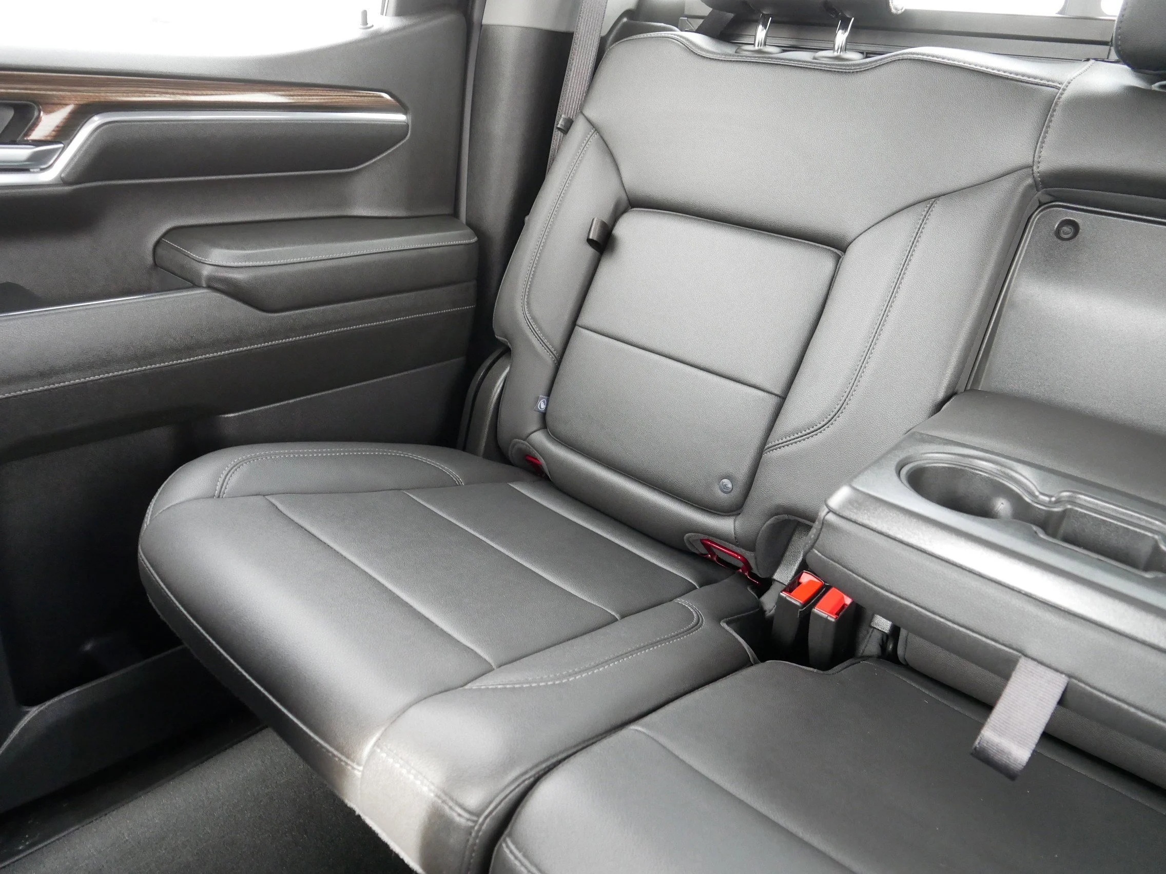 Used 2024 Radiant Red Tintcoat Chevrolet RST image 12