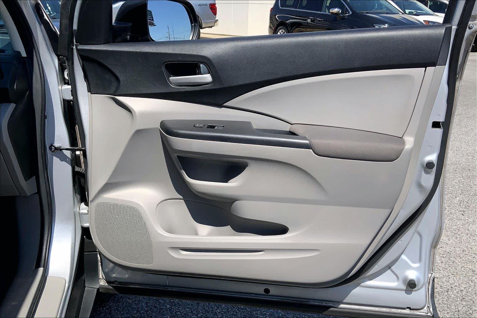 Used 2012 Alabaster Silver Metallic Honda LX image 20