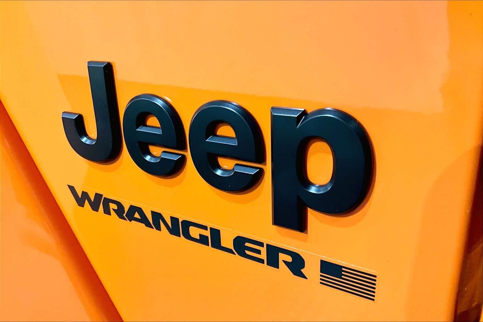 Used 2025 Joose Jeep Sahara image 31
