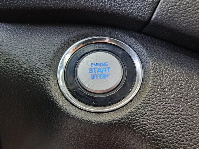 Used 2018 Silver Hyundai Limited image 14