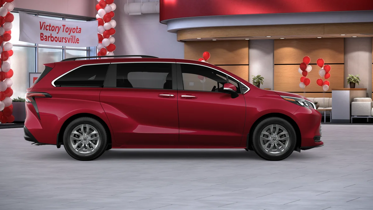 New 2026 Ruby Flare Pearl Toyota XLE image 32