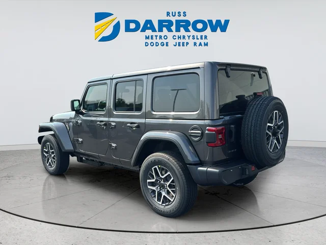 New 2026 Granite Crystal Metallic Clear-Coat Exterior Paint Jeep Sahara image 3