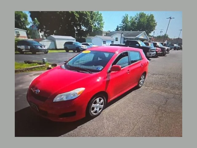 2010 Toyota Matrix Base's photo