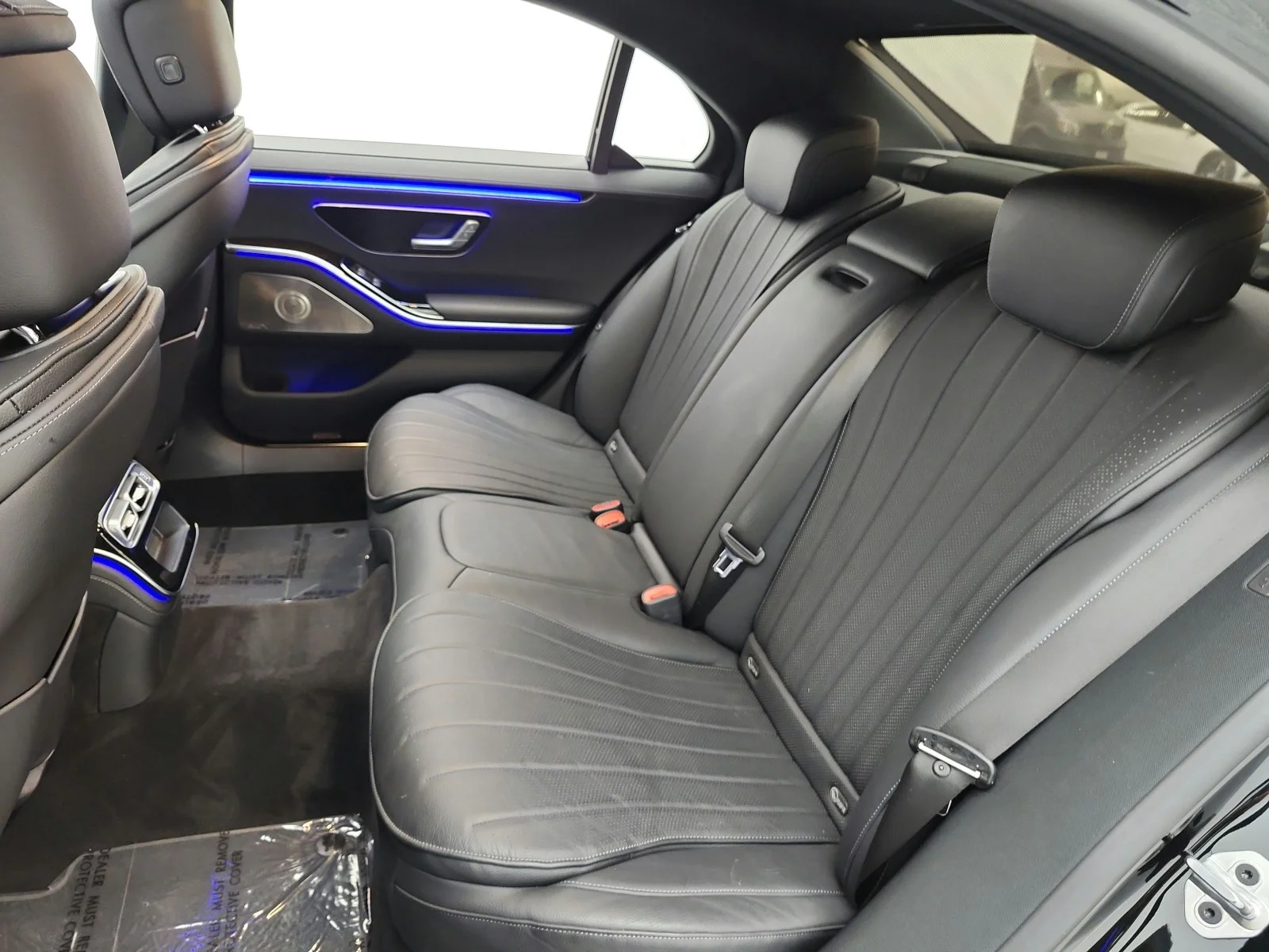 Certified Used 2022 Black Mercedes-Benz S 580 4MATIC® Sedan image 16
