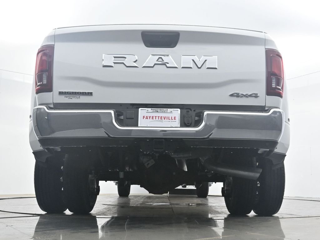New 2026 Bright White Clear-Coat Exterior Paint RAM Big Horn image 38