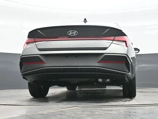 New 2026 Gray Hyundai SEL Sport image 18