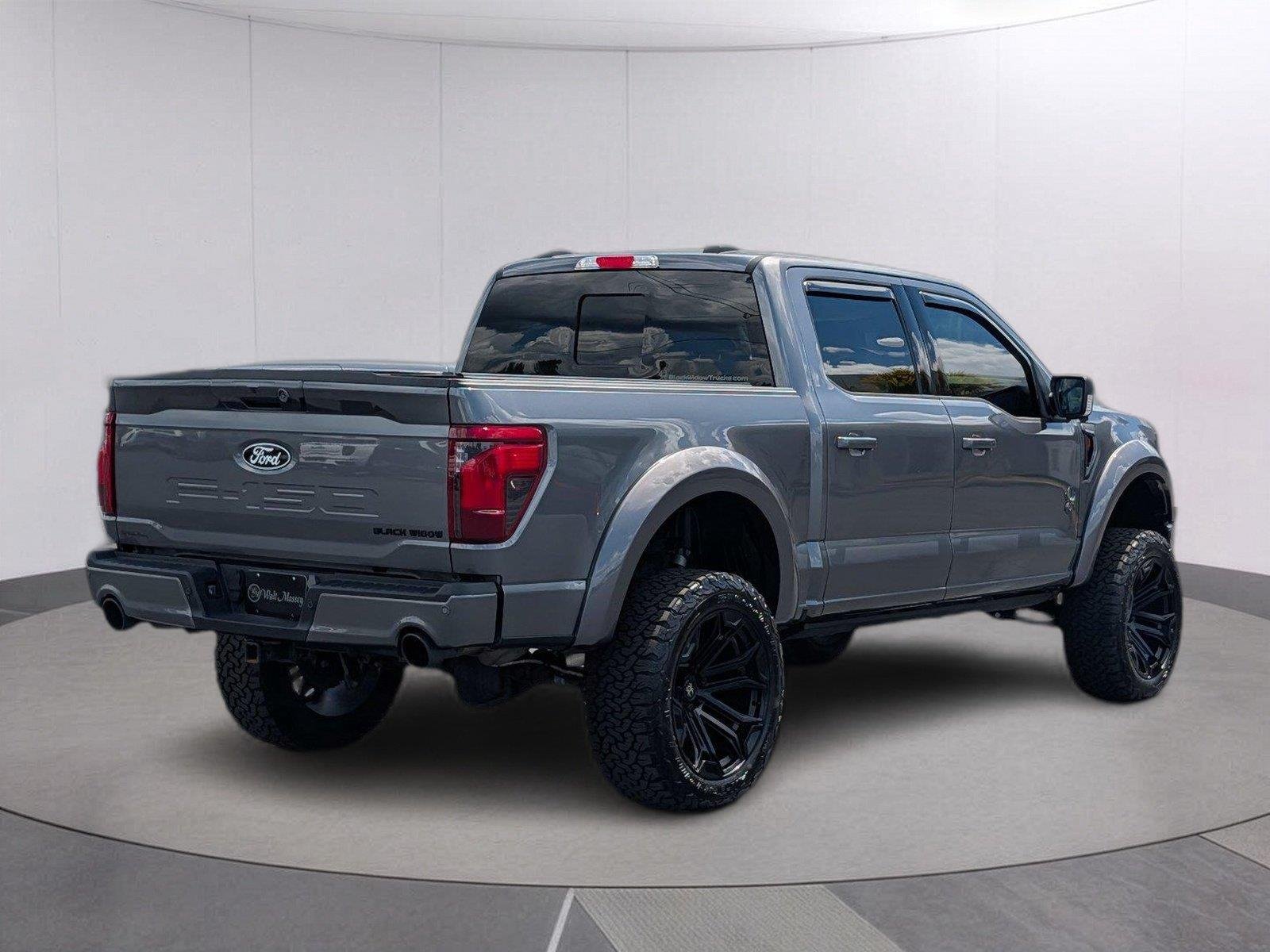 Used 2024 Carbonized Gray Ford XLT image 5