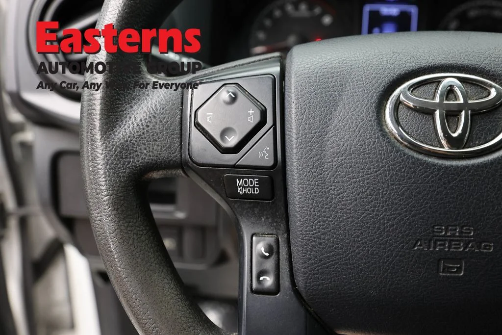 Used 2019 White Toyota SR image 14