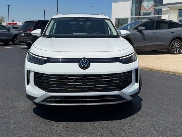 New 2026 White Volkswagen 2.0T SE image 2