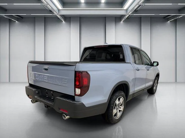 New 2026 Sonic Gray Pearl Honda RTL image 5