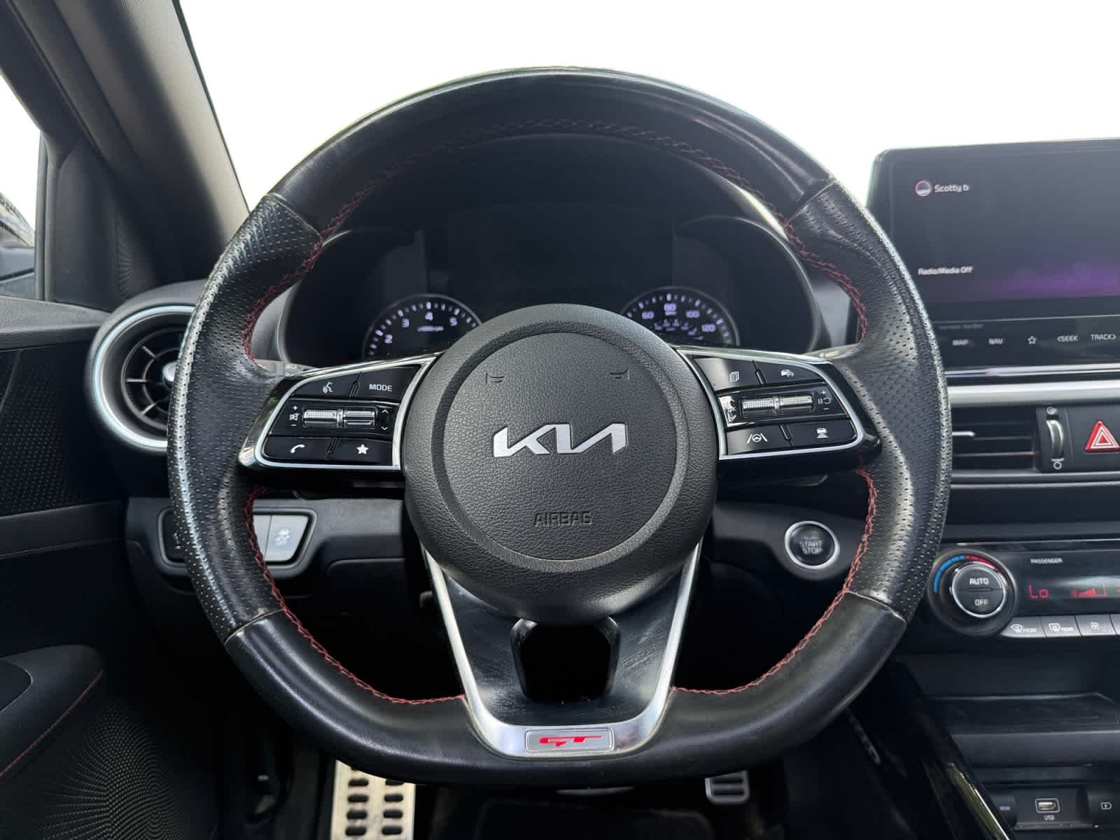 Certified Used 2022 Aurora Black Kia GT image 13