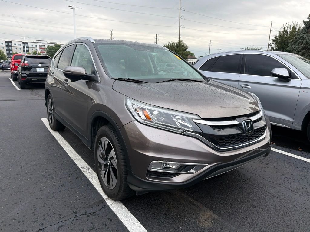 Used 2016 Urban Titanium Metallic Honda Touring image 4