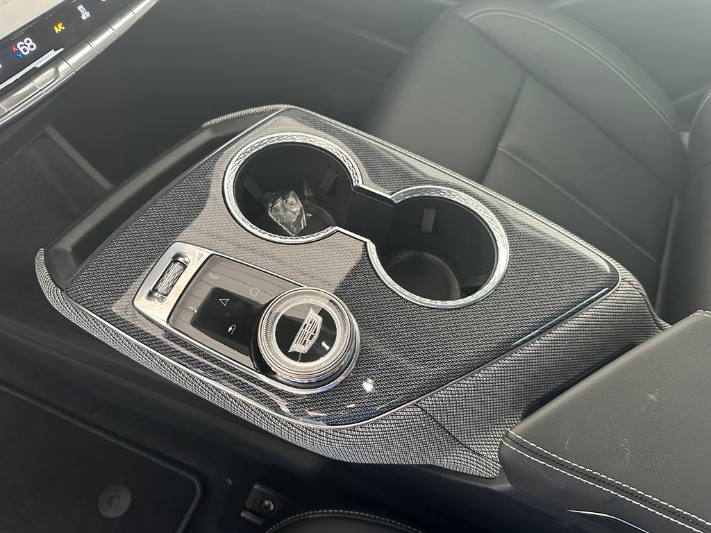 2026 Cadillac OPTIQ Luxury - Photo 23