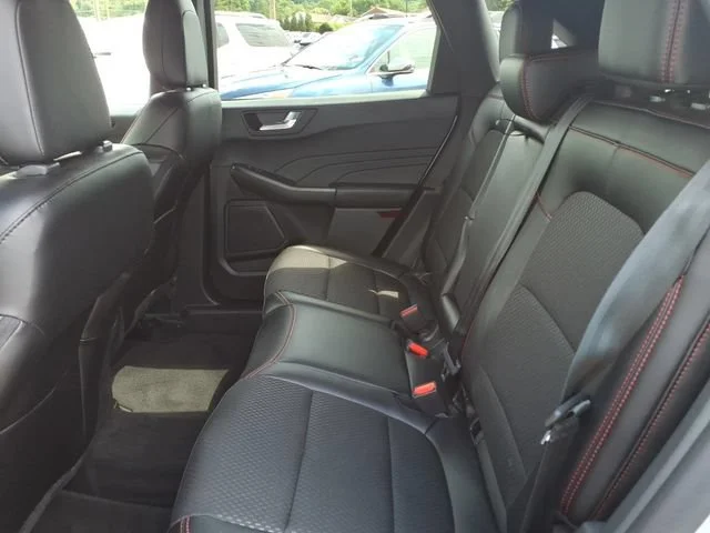 2025 Ford Escape Hybrid ST-Line Select - Photo 12