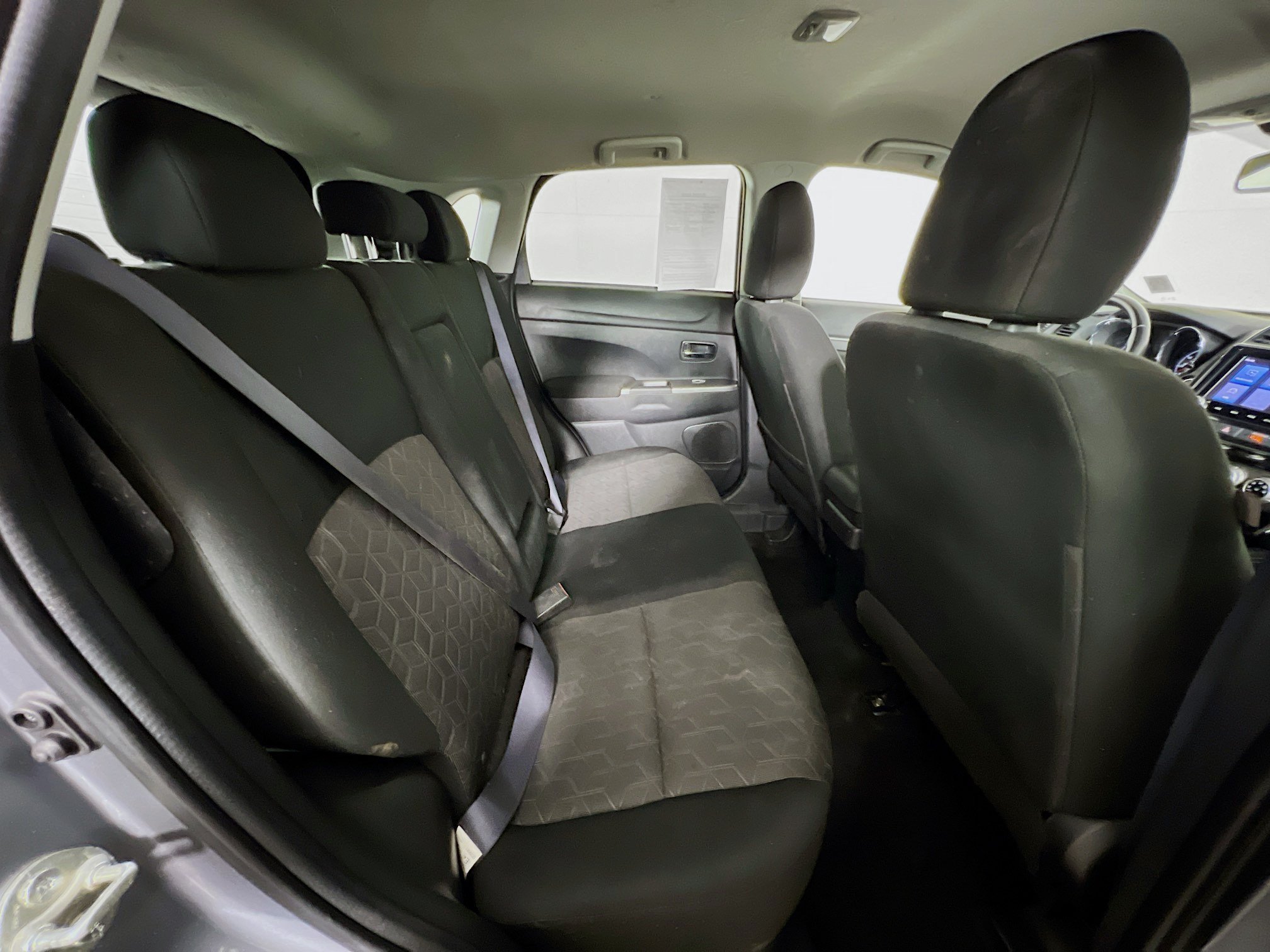 Used 2021 Gray Mitsubishi SE image 39