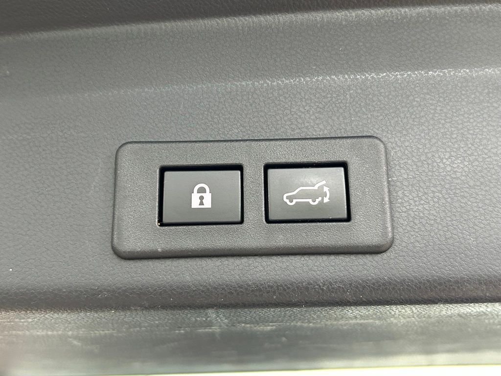 Used 2021 White Subaru Limited image 52
