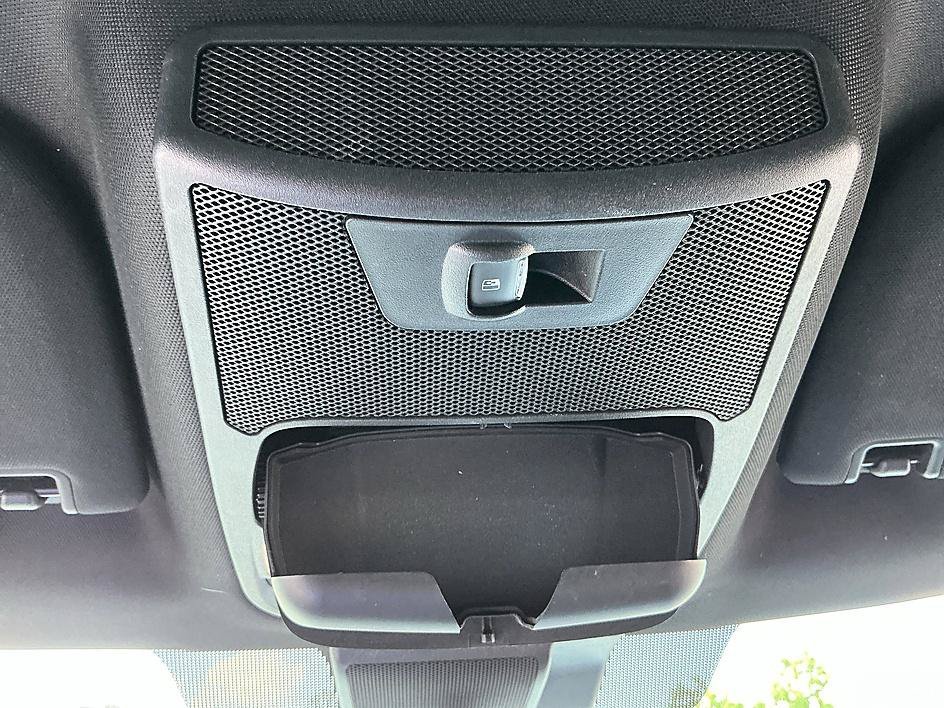 Used 2020 Gray Metallic Ford XLT image 19