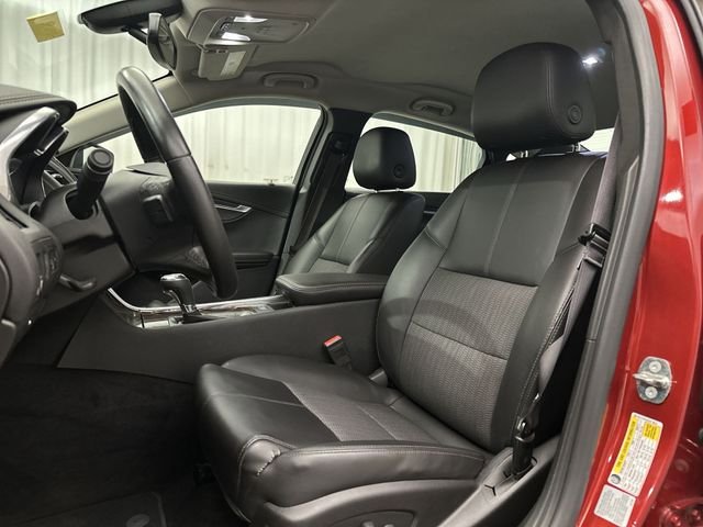 Used 2015 Red Chevrolet LT image 16