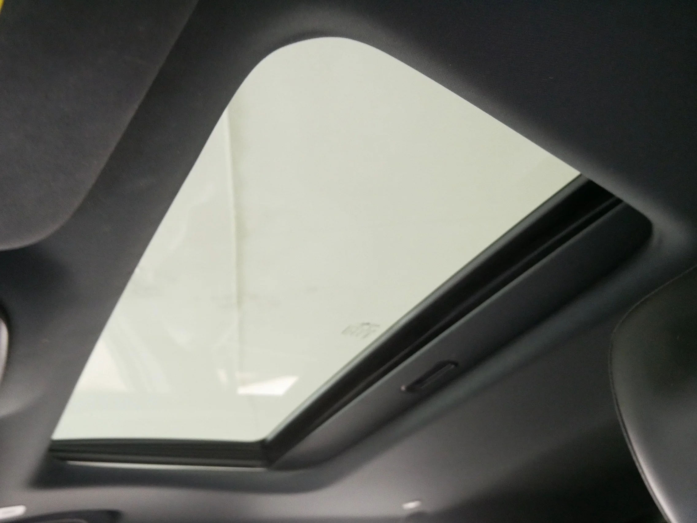 Used 2021 Granite Crystal Metallic Clearcoat Jeep Limited image 31
