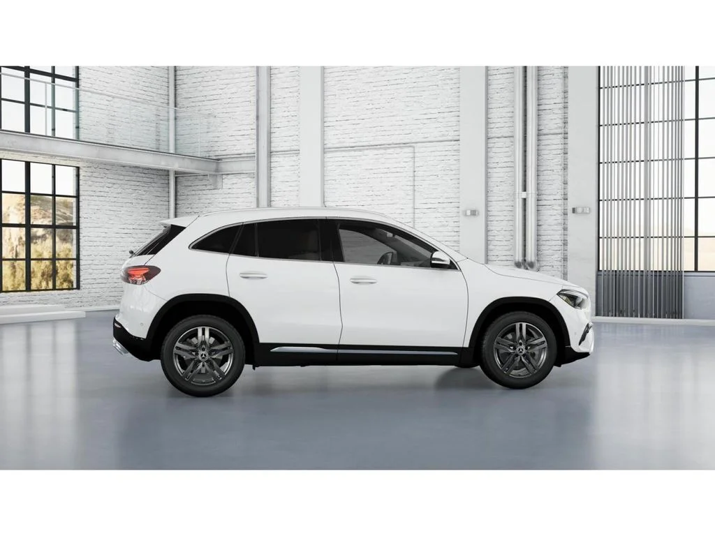 New 2026 White Mercedes-Benz GLA 250 image 17