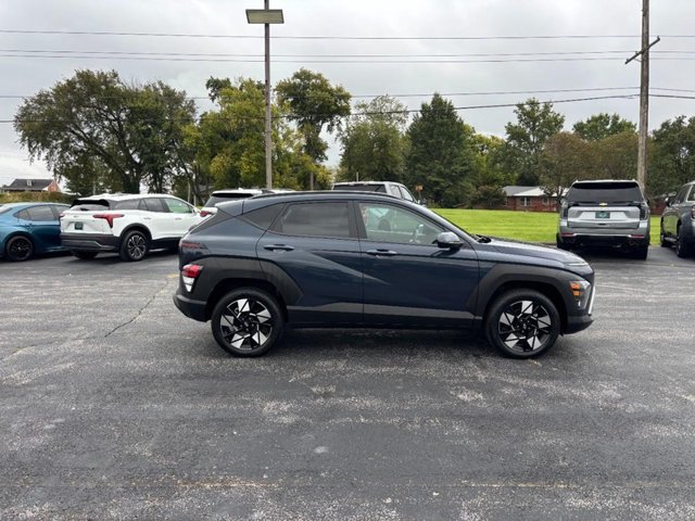 2025 Hyundai Kona SEL - Photo 6