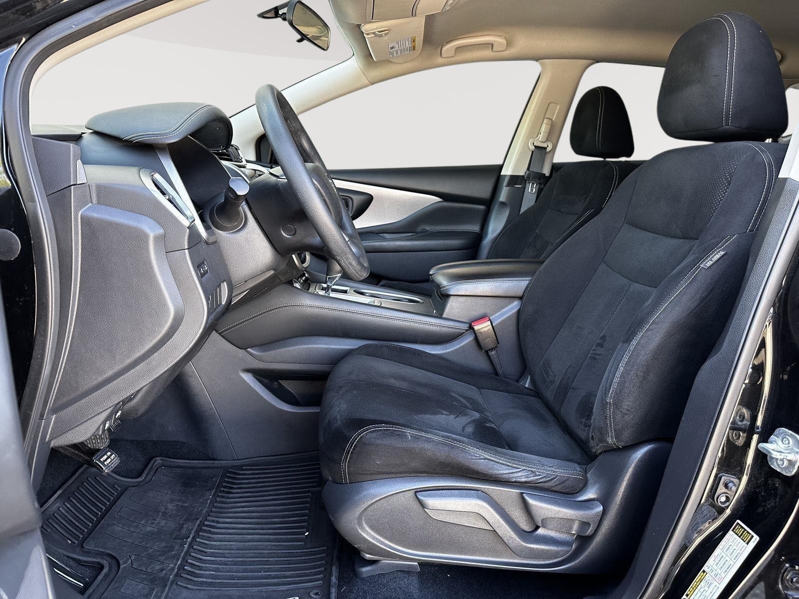 Used 2019 Magnetic Black Pearl Nissan S image 7
