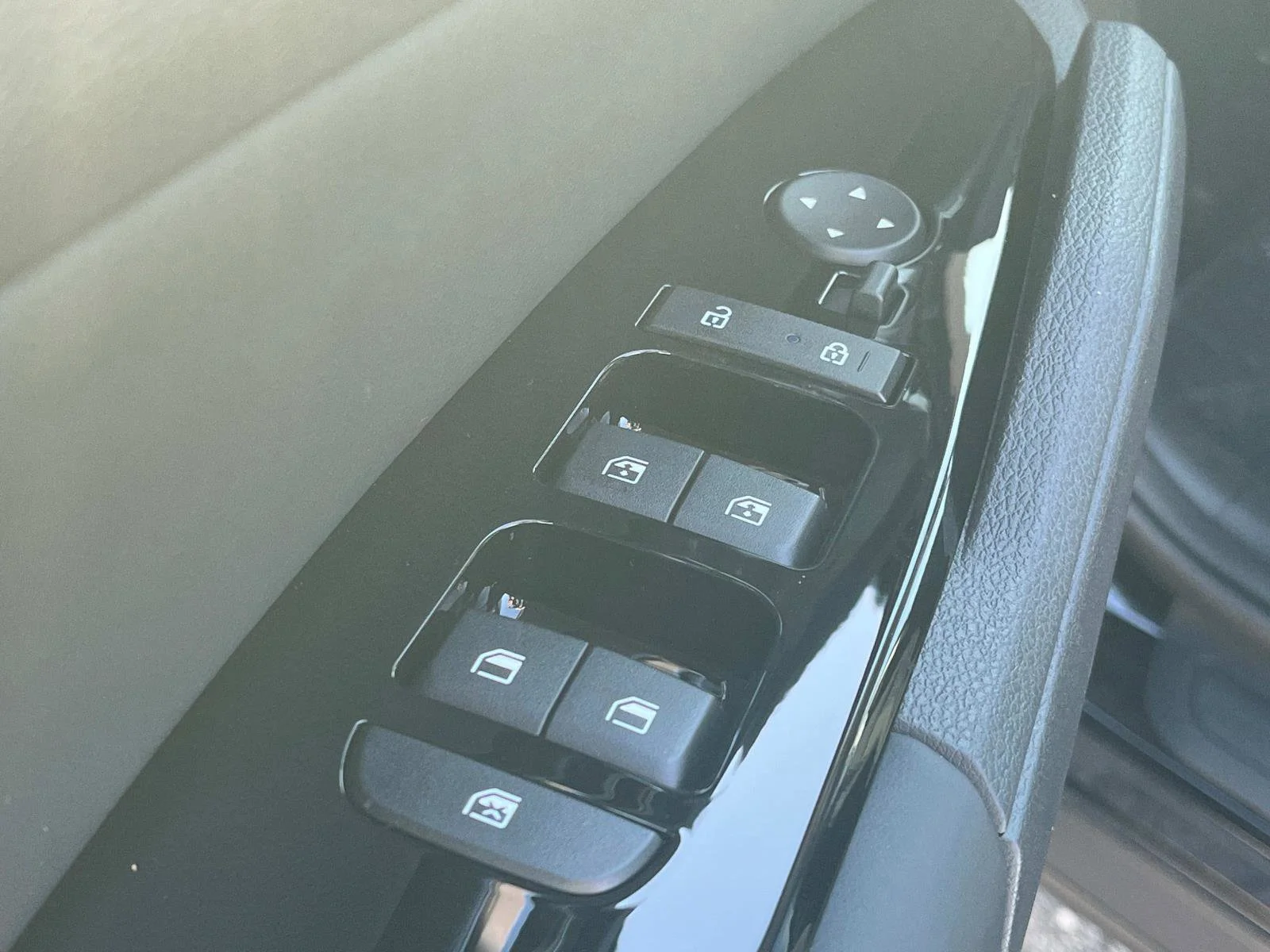 2025 Kia Sportage SX Prestige - Photo 24
