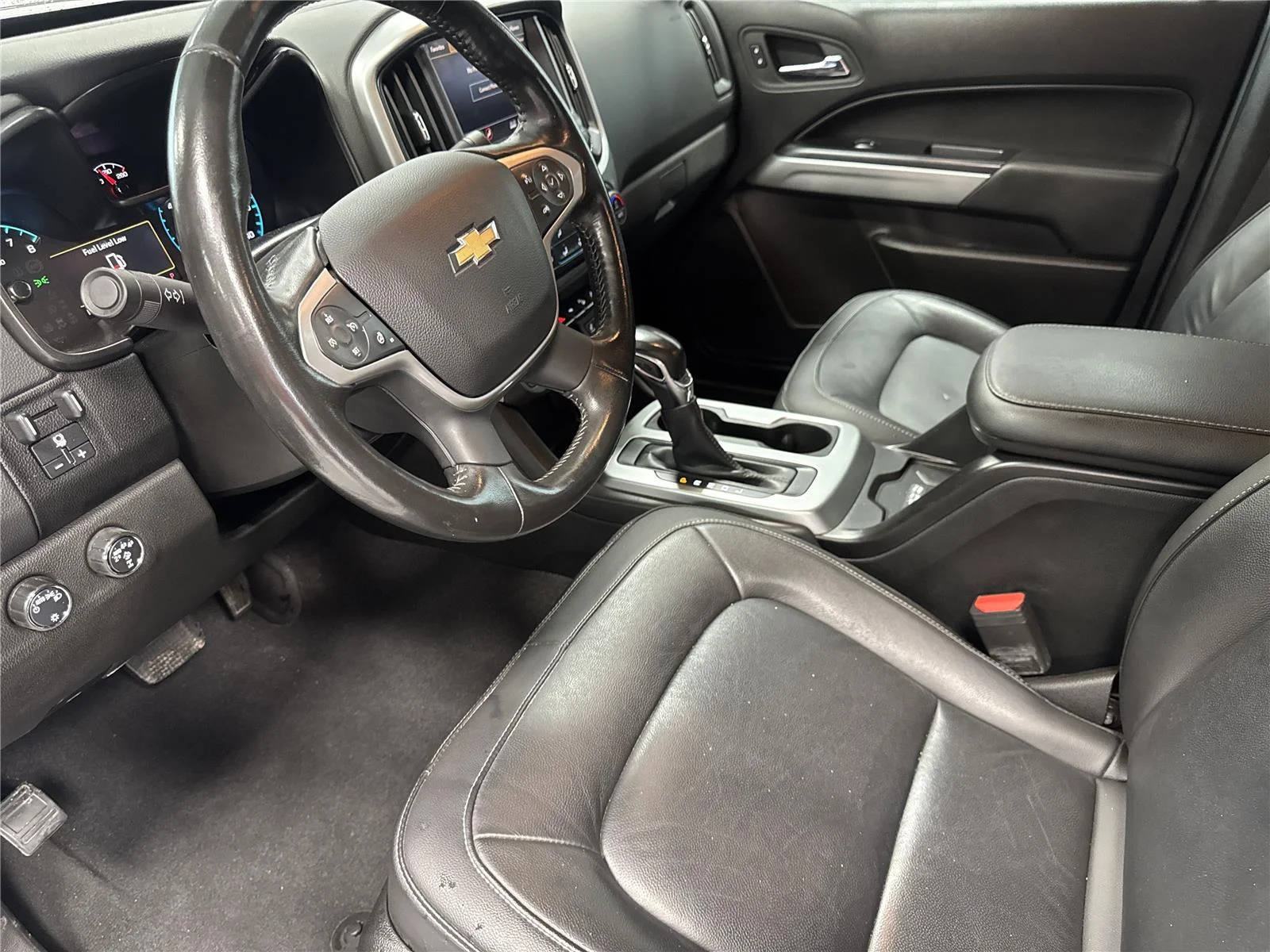 Used 2022 Summit White Chevrolet 4WD ZR2 image 9