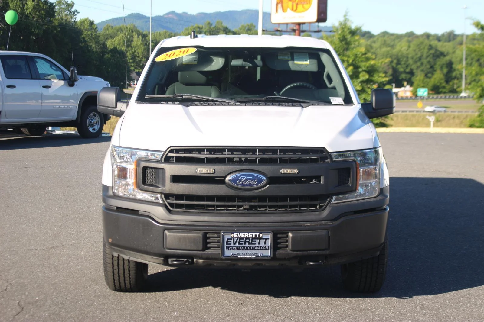 Used 2020 White Ford XL image 2