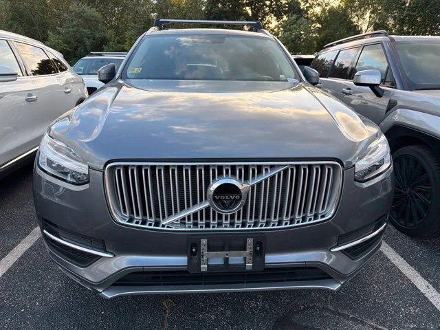 Used 2019 Gray Volvo T6 Inscription image 2