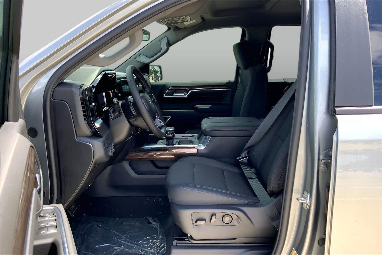 2026 Chevrolet Silverado 1500 RST - Photo 10
