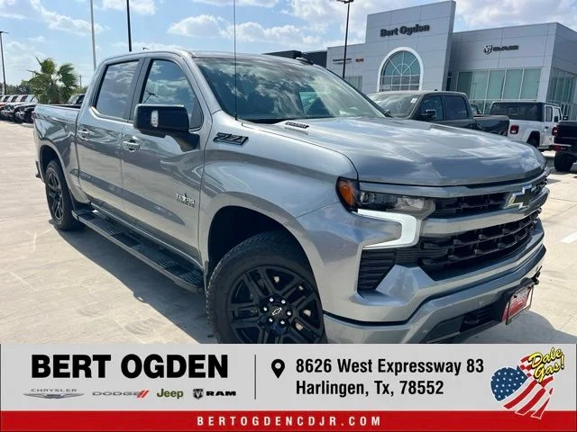 Used 2025 Gray Chevrolet RST image 1