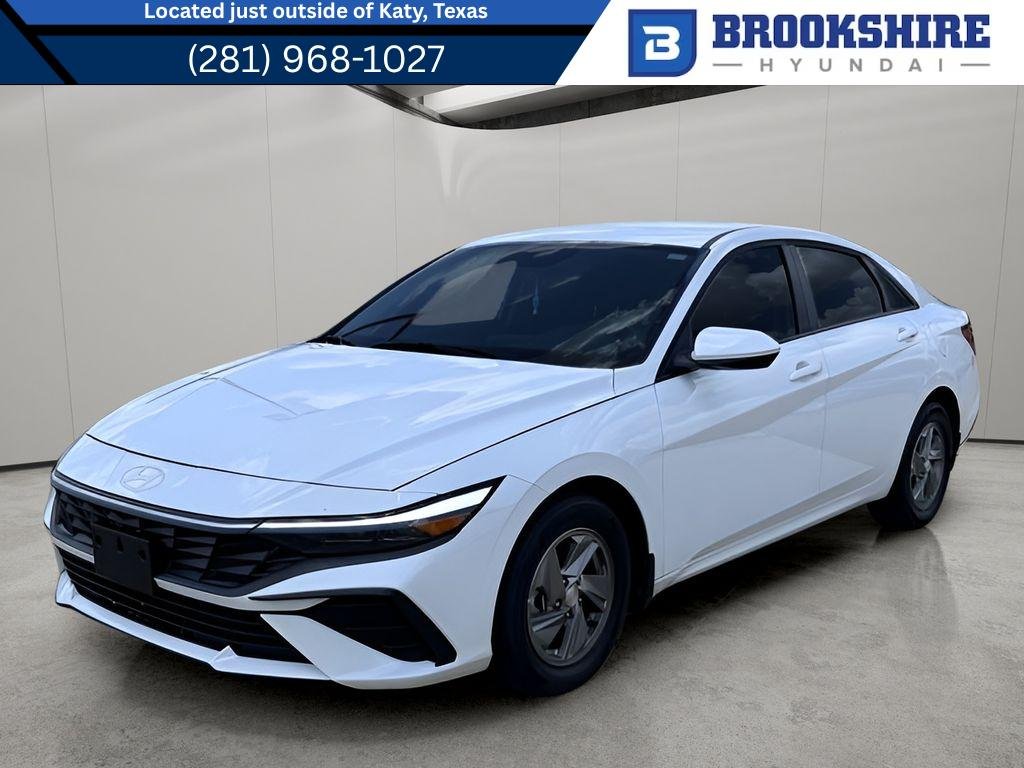 2025 Hyundai Elantra 2.0 SE IVT's photo