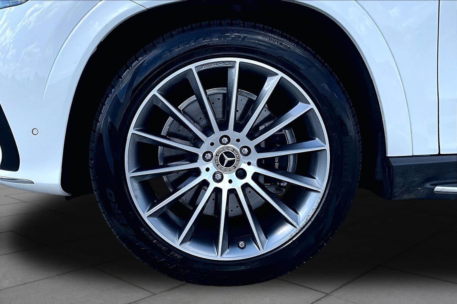 Used 2025 Polar White Mercedes-Benz GLE 450e image 11