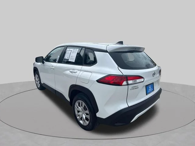 Used 2023 Beige Toyota L image 4