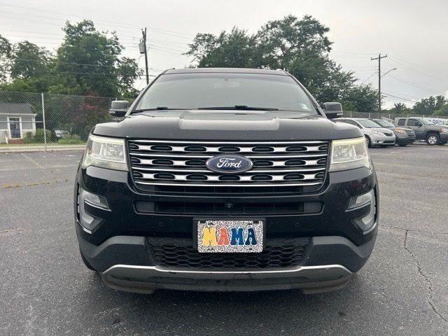 Used 2017 Black Ford Limited image 7