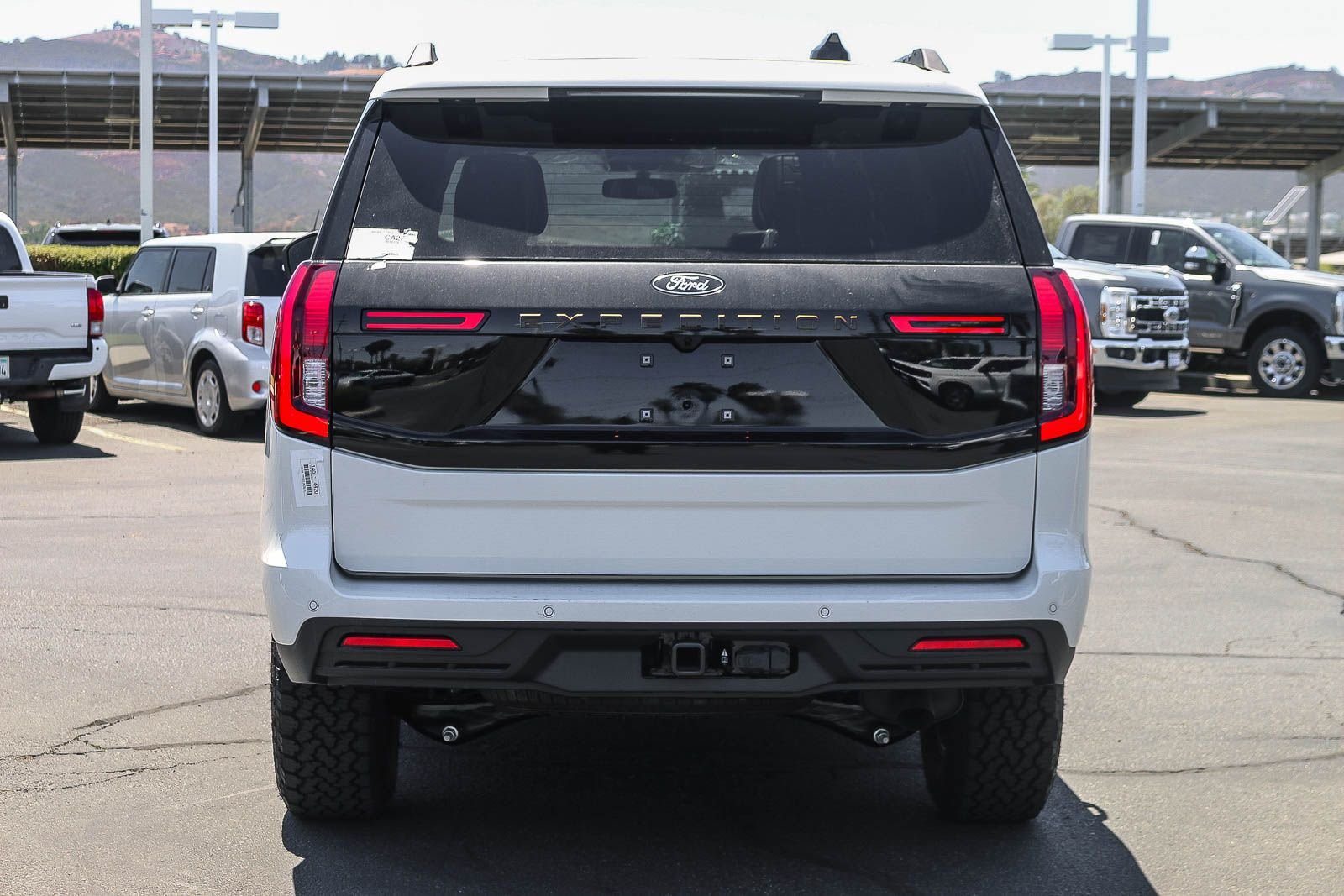 New 2026 Star White Metallic Tri-Coat Ford Tremor® image 8