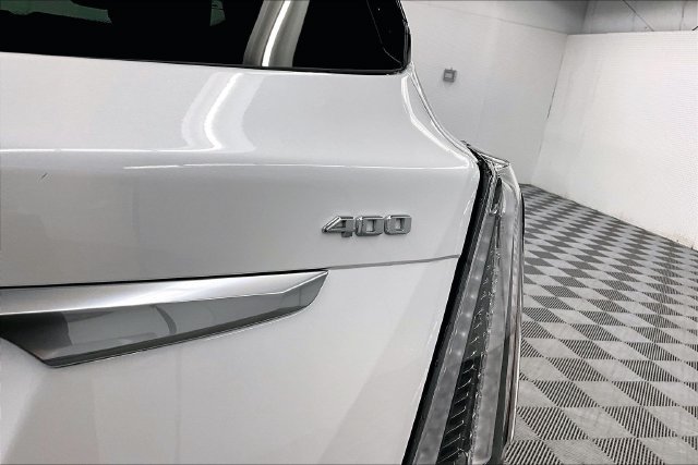 Used 2025 Crystal White Tricoat Cadillac Sport image 9