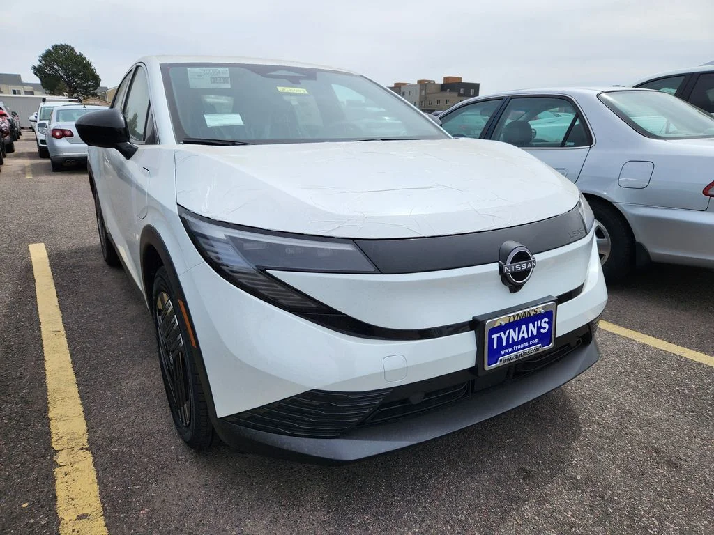 2026 Nissan Leaf S+'s photo