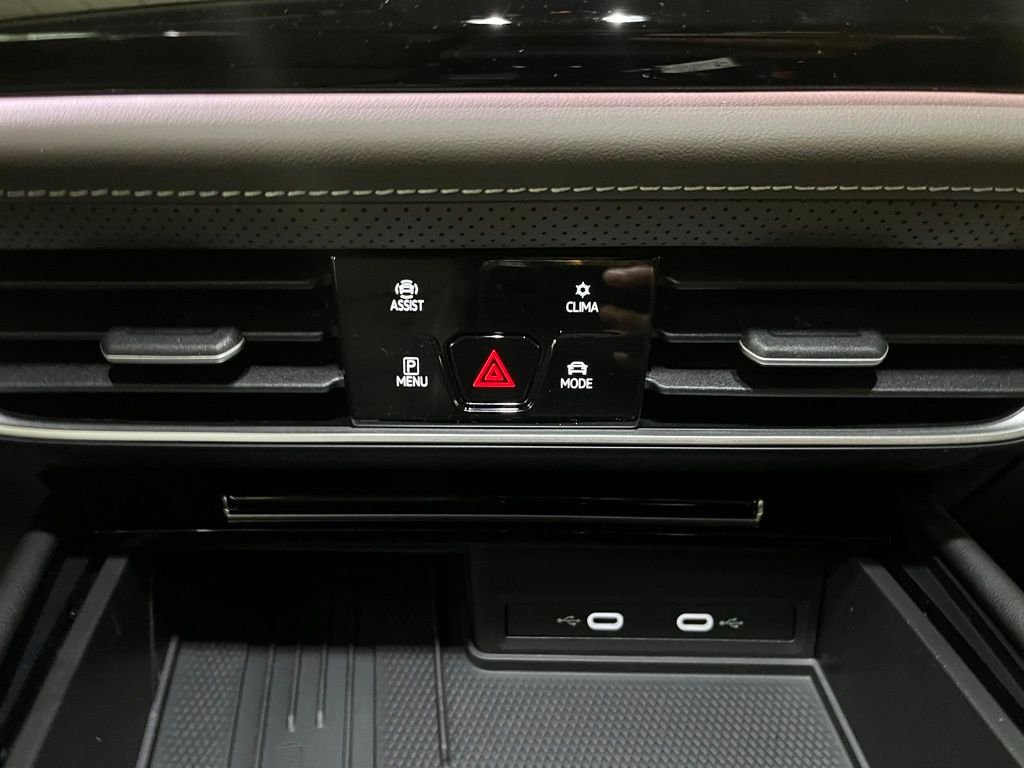 New 2026 Black Volkswagen 2.0T SEL image 15