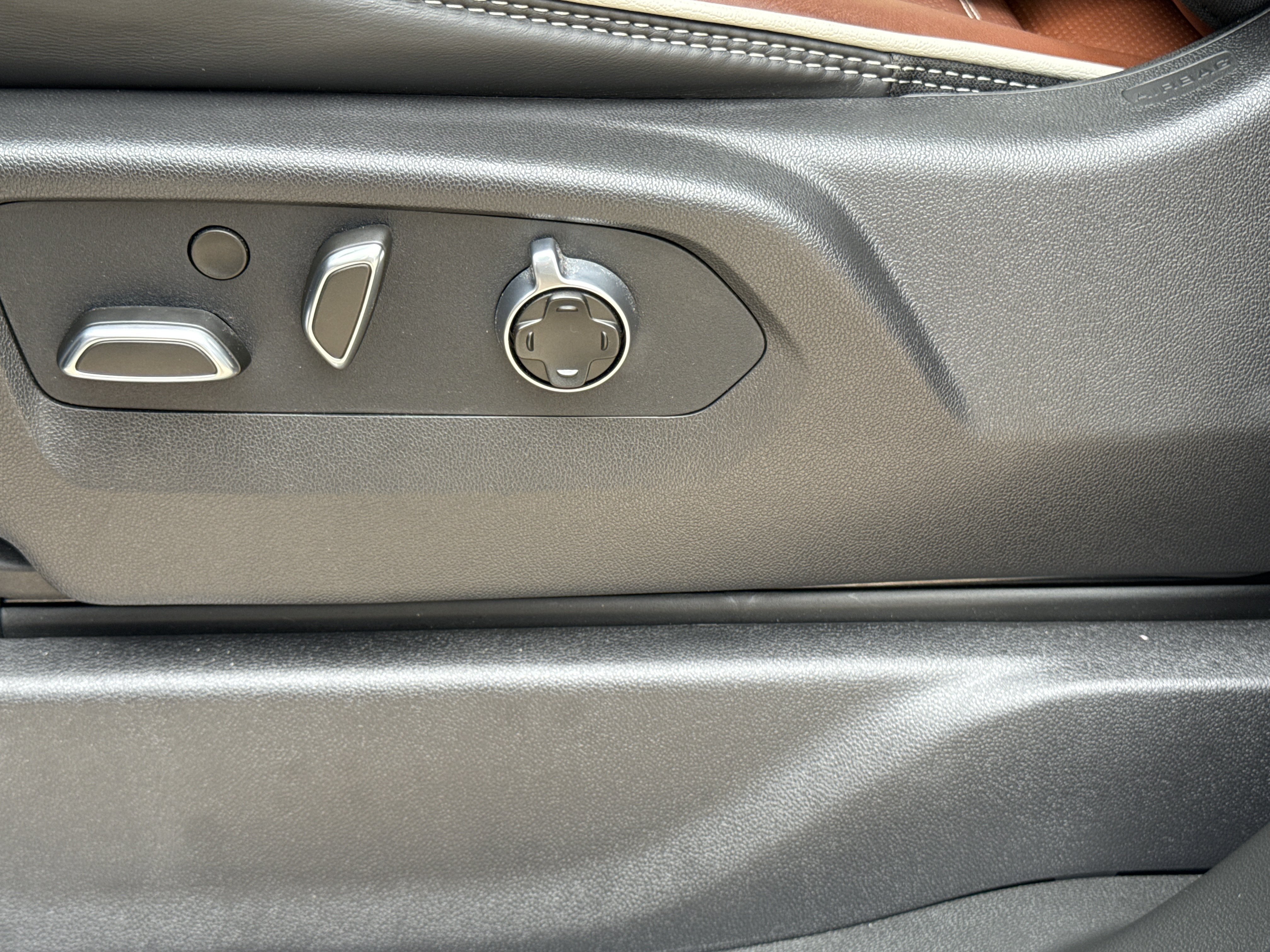 Used 2026 Sterling Metallic GMC Denali Ultimate image 17