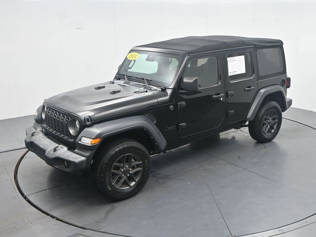 Used 2024 Black Clearcoat Jeep Sport S image 26