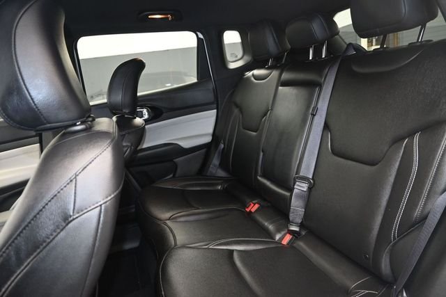 2025 Jeep Compass Limited - Photo 11