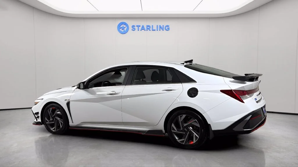 Used 2024 White Hyundai SEL image 5