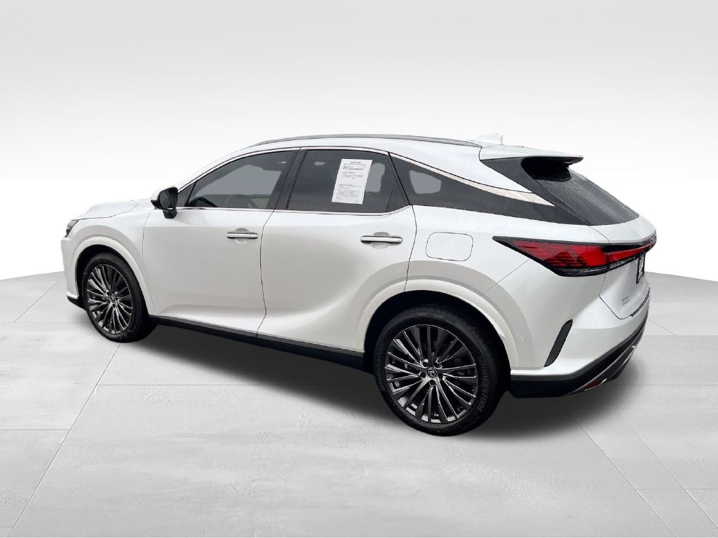 Used 2024 White Lexus 350 Luxury image 3