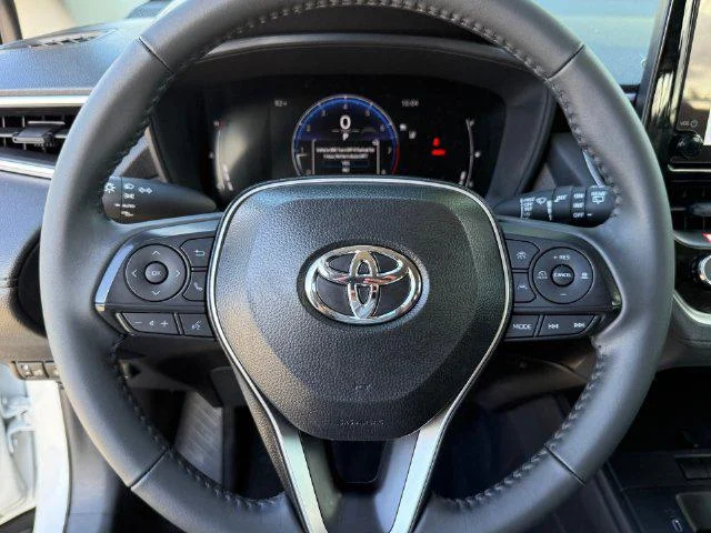 Certified Used 2026 PLATINUM WHITE PEARL MC. Toyota LE image 44