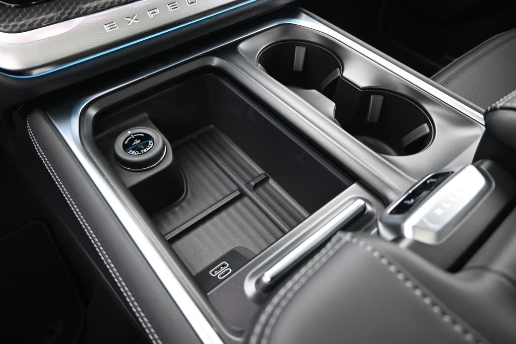 New 2026 Agate Black Metallic Ford Platinum image 17