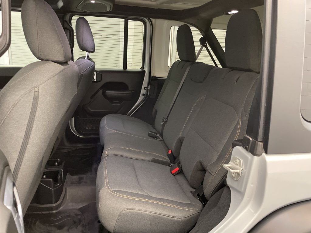 Used 2024 Silver Jeep Sport S image 19