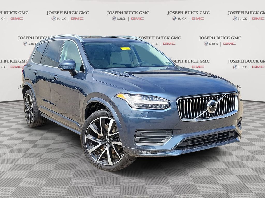 2020 Volvo XC90 T6 Momentum 6 Passenger AWD's photo